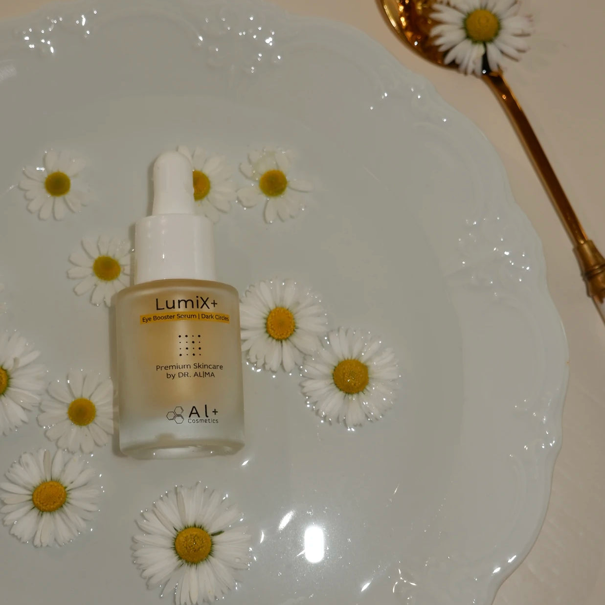 LumiX+ | Озаряващ eye booster с кофеин