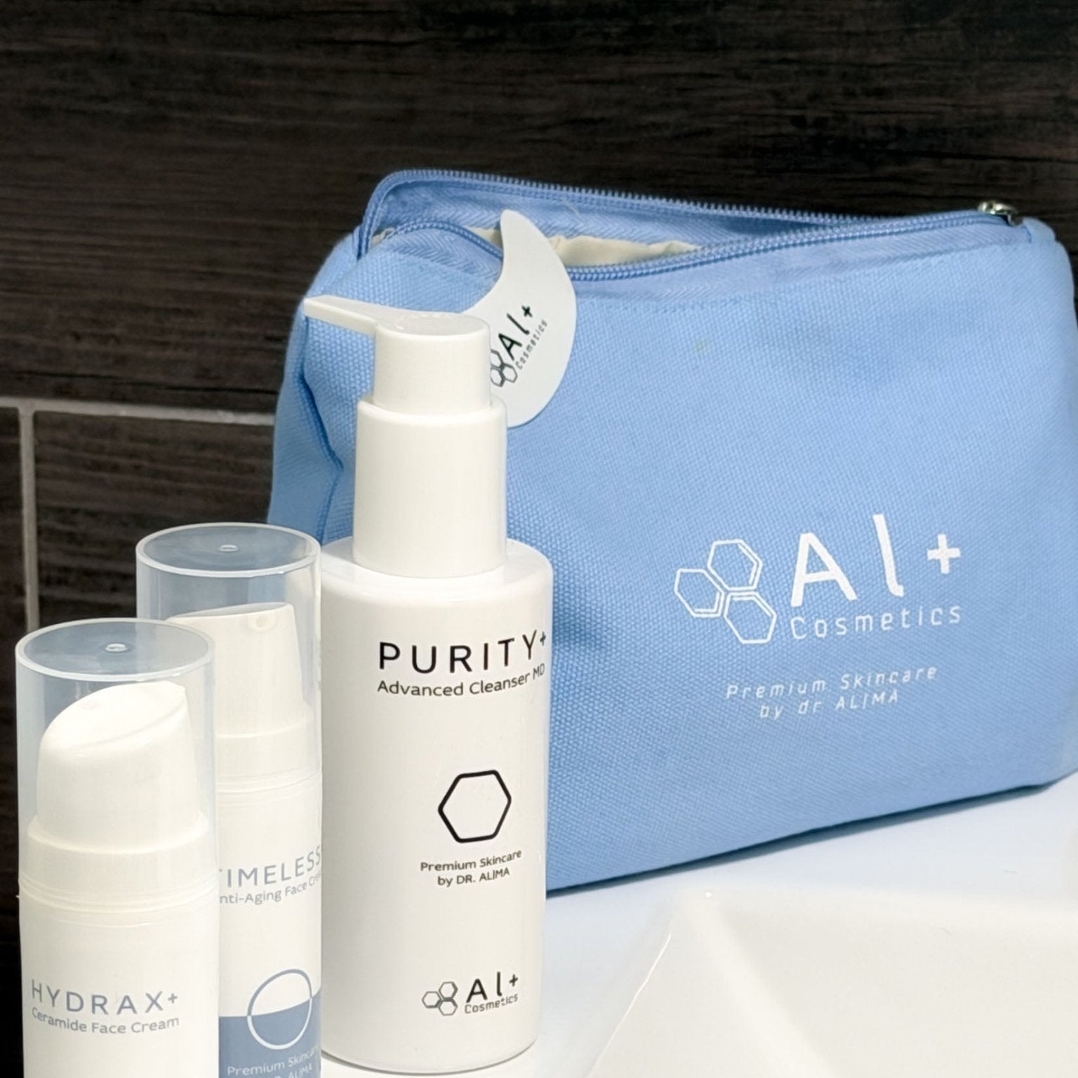 SkinVault+ Essence Bag - Al+ Cosmetics - Skincare несесер | 1 брой