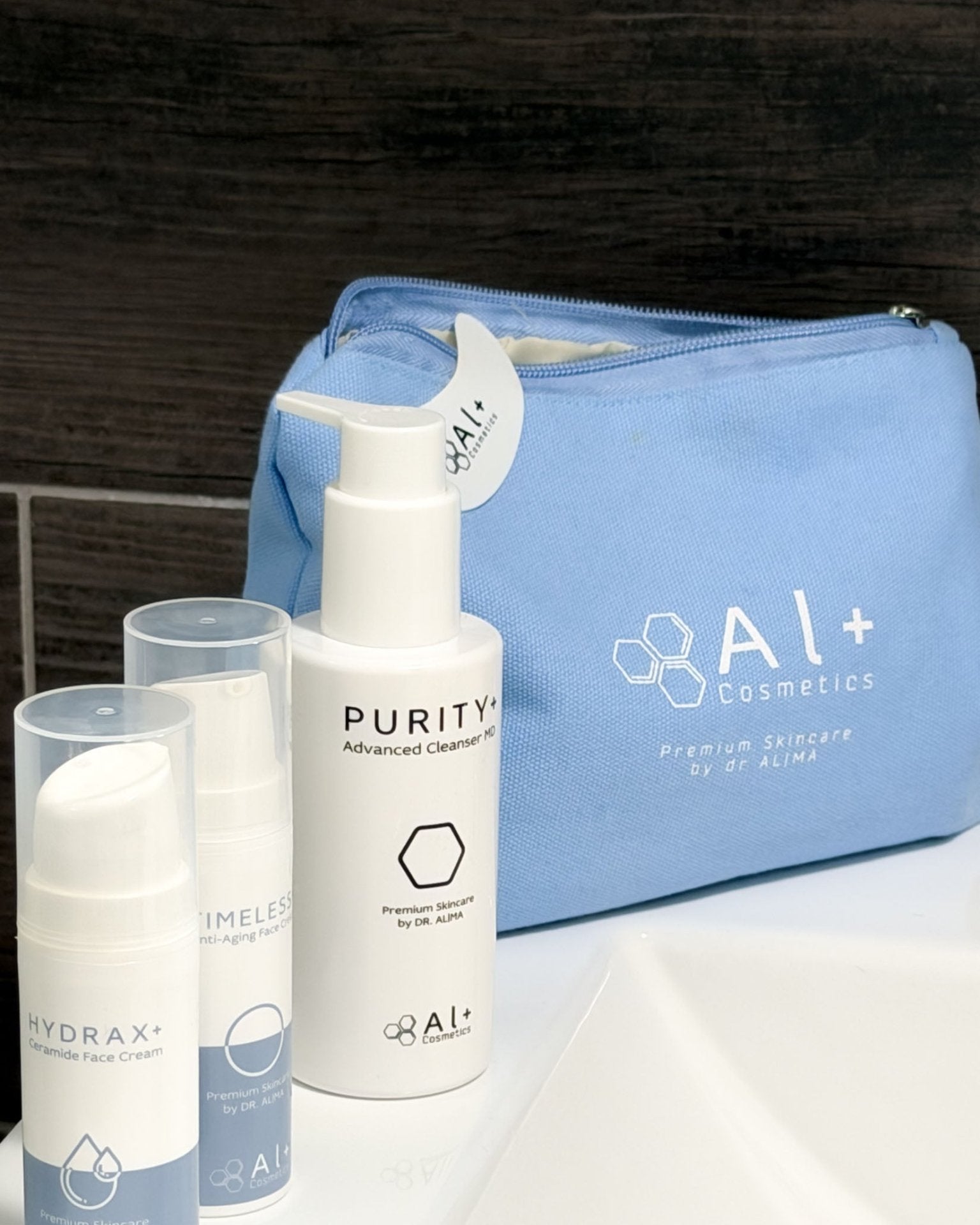 SkinVault+ Essence Bag - Al+ Cosmetics - Skincare несесер | 1 брой