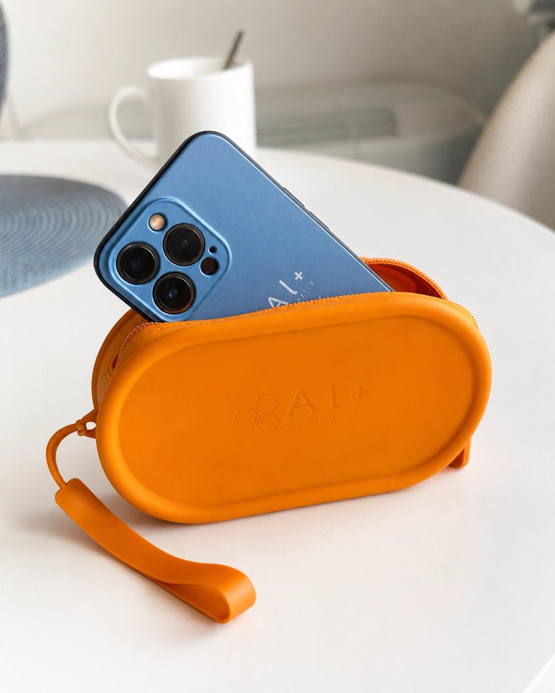 SunCare+ Travel Pouch - Al+ Cosmetics - Силиконов travel pouch | 1 брой