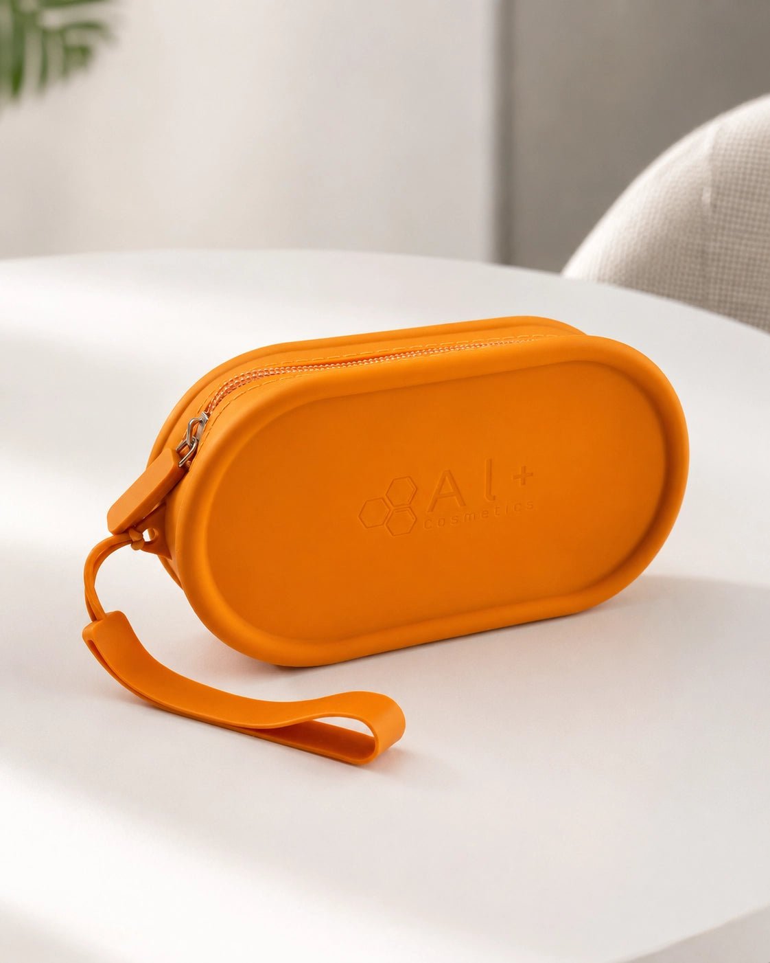 SunCare+ Travel Pouch - Al+ Cosmetics - Силиконов travel pouch | 1 брой